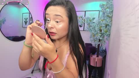 Tiara  online show from 03/07/26, 03:47