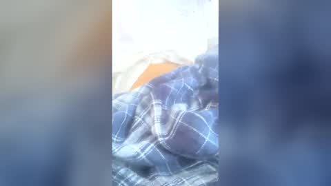 Snapshot of tiburon_8 chatting on 04/24/26, 10:23 tiburon_8 online show from 04/24/26, 10:23