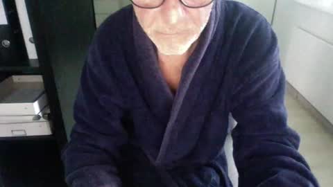 Snapshot of tiburzio chatting on 01/14/25, 08:09 tiburzio online show from 01/14/25, 08:09