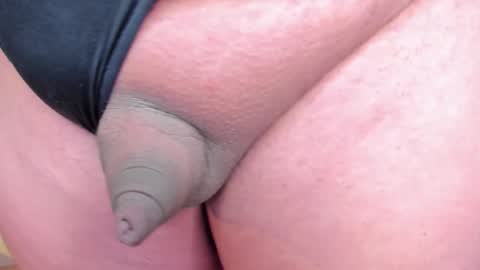 Snapshot of tich___ chatting on 03/02/26, 07:21 tich___ online show from 03/02/26, 07:21