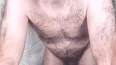 Snapshot of tiddleypom chatting on 10/07/25, 12:24 TiddleyPom online show from 10/07/25, 12:24