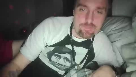 Snapshot of tiedntattoed chatting on 05/20/26, 02:18 tiedntattoed online show from 05/20/26, 02:18