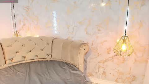 Tifani brown online show from 02/14/26, 12:13