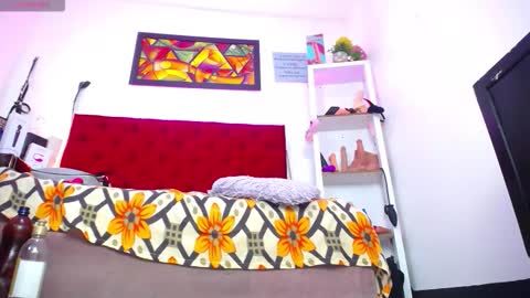 Tifanny Nails  online show from 12/04/25, 03:10