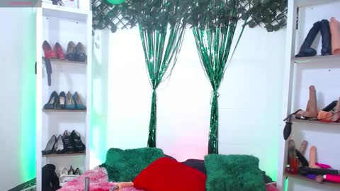 Tifanny Nails  online show from 03/24/26, 12:43