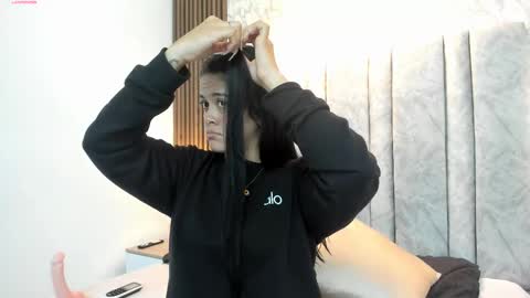 Tiff3 online show from 03/01/25, 02:48