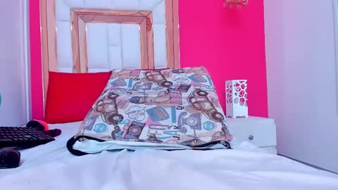 Karolina online show from 03/06/25, 10:58