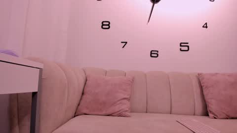 TIFANNY LOPEZ online show from 12/20/24, 02:41