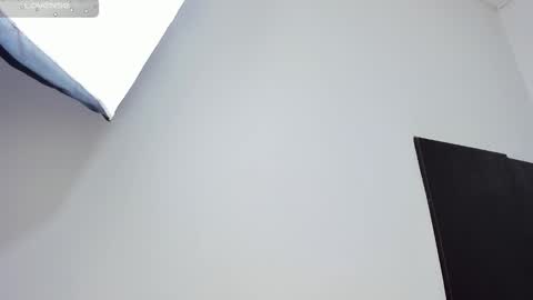 Snapshot of tifanyhills chatting on 03/11/25, 01:37 Tifany online show from 03/11/25, 01:37