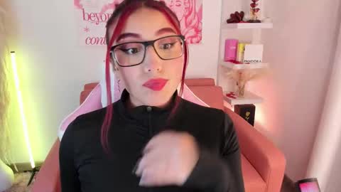 Snapshot of tifanyrose1 chatting on 03/30/26, 01:17 Tiffany online show from 03/30/26, 01:17