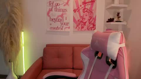 Snapshot of tifanyrose1 chatting on 04/06/26, 04:10 Tiffany online show from 04/06/26, 04:10