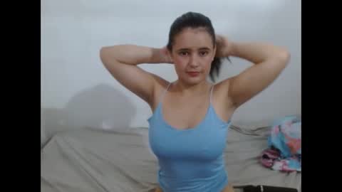 Snapshot of tifanyxesi chatting on 10/27/25, 03:16 tifanyxesi online show from 10/27/25, 03:16
