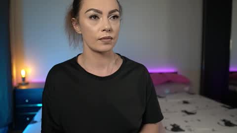 Snapshot of tiff001 chatting on 03/21/26, 09:18 Tiffany online show from 03/21/26, 09:18