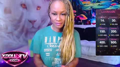 Snapshot of tiffanilove chatting on 01/06/26, 04:00 Tiffani Love online show from 01/06/26, 04:00