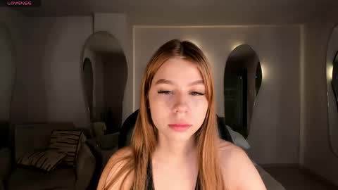 Tiffanny Sins online show from 04/19/26, 05:12