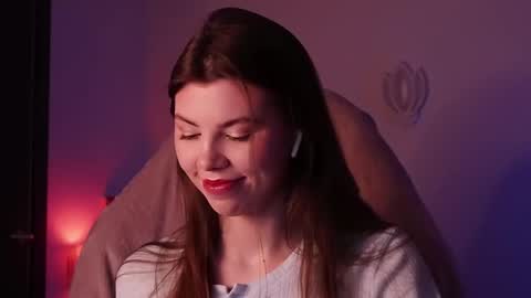 Im here on Fridays Saturdays Sundays  online show from 02/20/26, 06:52