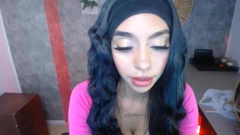 Snapshot of tiffany_1m chatting on 12/09/24, 06:25 tiffany_1m online show from 12/09/24, 06:25