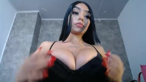 Snapshot of tiffany_1m chatting on 01/21/25, 03:21 tiffany_1m online show from 01/21/25, 03:21