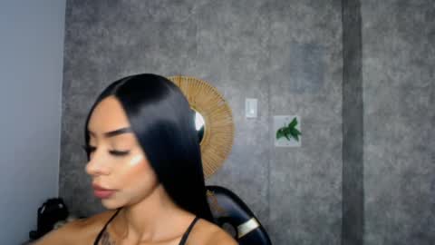 Snapshot of tiffany_1m chatting on 02/12/25, 12:55 tiffany_1m online show from 02/12/25, 12:55