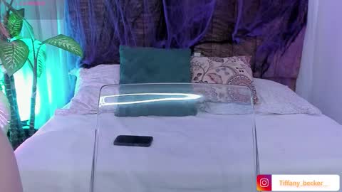 Tiffany Becker online show from 10/18/25, 11:55