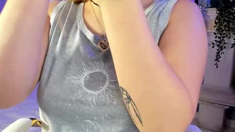 Tiffany Becker online show from 12/19/25, 12:34