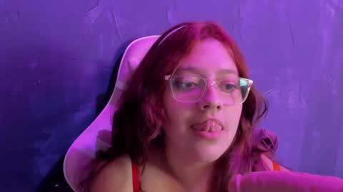 Snapshot of tiffany_bigboobs chatting on 01/11/25, 10:40 tiffany_bigboobs online show from 01/11/25, 10:40