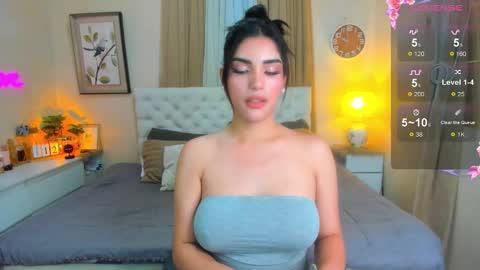 Tiffany online show from 09/13/25, 06:24