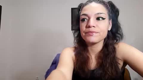 Tiffany online show from 02/26/25, 09:16