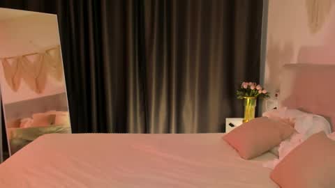 Snapshot of tiffany_king chatting on 04/22/26, 05:32 Tiffany online show from 04/22/26, 05:32