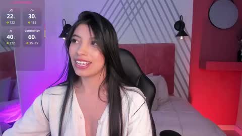 tiffany_low online show from 10/05/25, 09:13