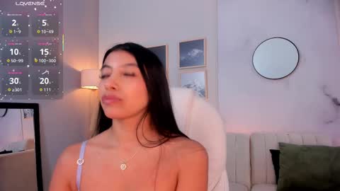 tiffany_low online show from 11/20/25, 12:27