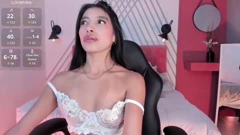 Snapshot of tiffany_low chatting on 03/11/26, 01:28 tiffany_low online show from 03/11/26, 01:28