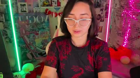 Snapshot of tiffany_robinson chatting on 02/14/26, 08:33 tiffany_robinson online show from 02/14/26, 08:33