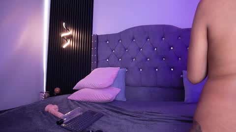 tiffany_sander online show from 11/23/25, 05:13