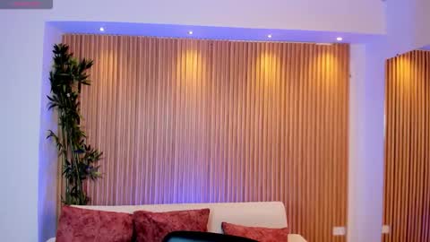 Snapshot of tiffanyhoustton chatting on 02/28/26, 11:44 tiffanyhoustton online show from 02/28/26, 11:44