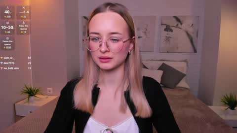 Tiffany online show from 02/03/25, 02:02