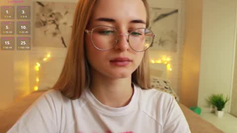 Tiffany online show from 02/25/25, 10:37