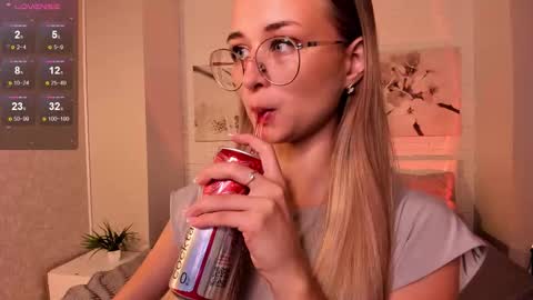 Tiffany online show from 09/17/25, 12:07