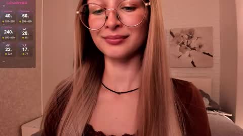 Tiffany online show from 09/18/25, 01:57