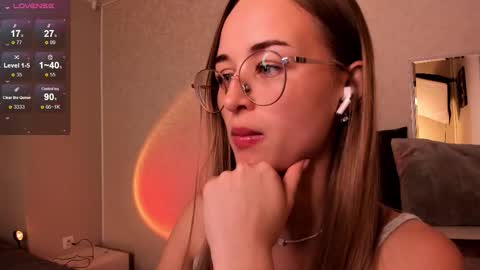 Tiffany online show from 10/06/25, 01:41