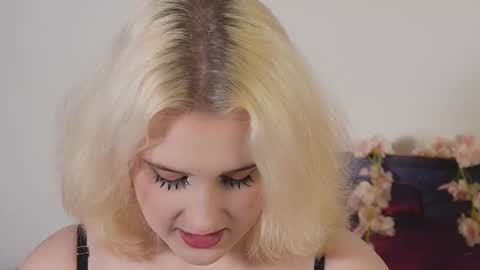 tiffanyjons online show from 11/16/25, 05:40