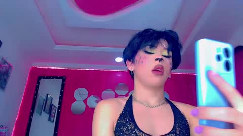 Snapshot of tiffanymackensyy69 chatting on 10/31/25, 11:06 tiffanymackensyy69 online show from 10/31/25, 11:06