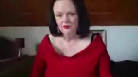 Snapshot of tiffanymature chatting on 10/09/25, 07:28 TiffanyMature online show from 10/09/25, 07:28