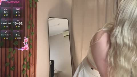Snapshot of tiffanypeach chatting on 04/07/26, 03:40 tiffanypeach online show from 04/07/26, 03:40