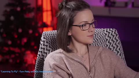 Snapshot of tiffanyriox chatting on 12/03/24, 05:53 tiffanyriox online show from 12/03/24, 05:53