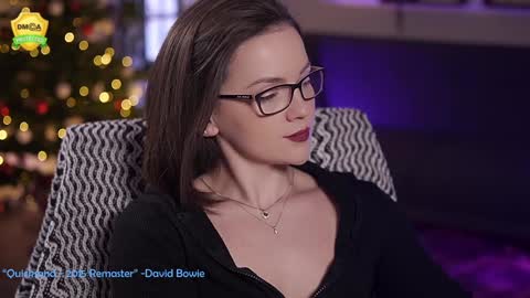 Snapshot of tiffanyriox chatting on 12/12/24, 02:59 tiffanyriox online show from 12/12/24, 02:59