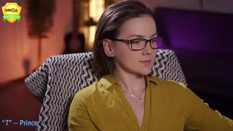 Snapshot of tiffanyriox chatting on 02/11/25, 02:57 tiffanyriox online show from 02/11/25, 02:57