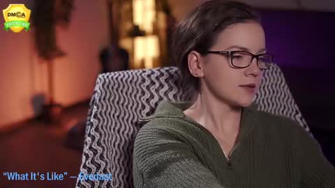 Snapshot of tiffanyriox chatting on 03/01/25, 02:48 tiffanyriox online show from 03/01/25, 02:48