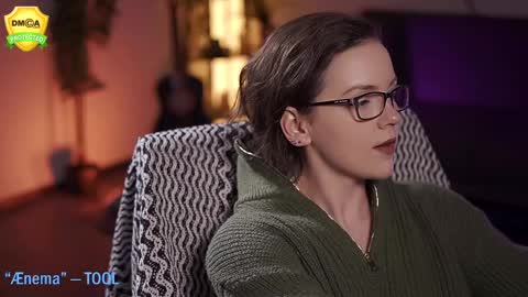 Snapshot of tiffanyriox chatting on 03/01/25, 05:52 tiffanyriox online show from 03/01/25, 05:52