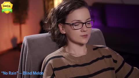 Snapshot of tiffanyriox chatting on 03/06/25, 02:51 tiffanyriox online show from 03/06/25, 02:51